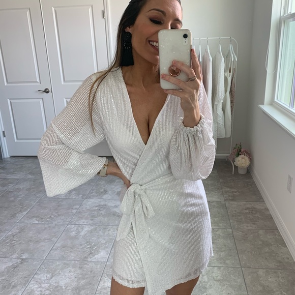 White Long Sleeve Sequin Belted Wrap Dress - Picture 10 of 12